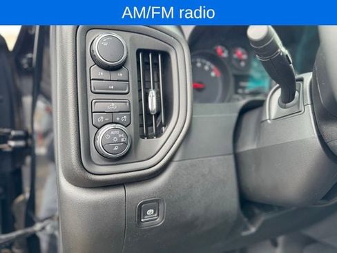 Used 2021 Chevrolet Silverado 2500 Custom w/ Custom Value Package image 14