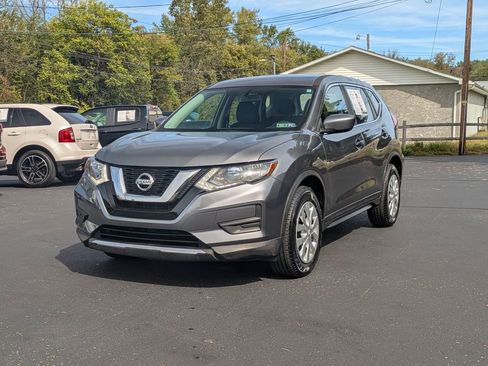 Used 2017 Nissan Rogue S AWD/4WD image 1