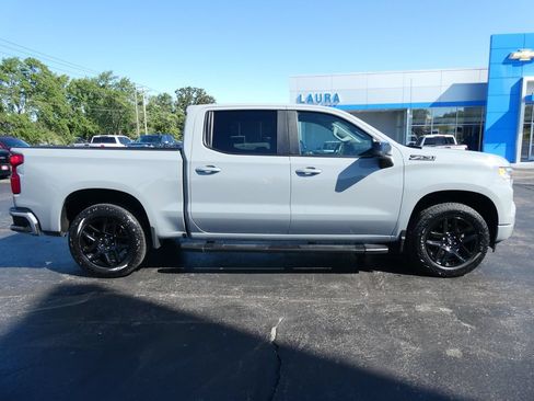 Certified 2024 Chevrolet Silverado 1500 RST w/ Z71 Off-Road Package AWD/4WD image 5