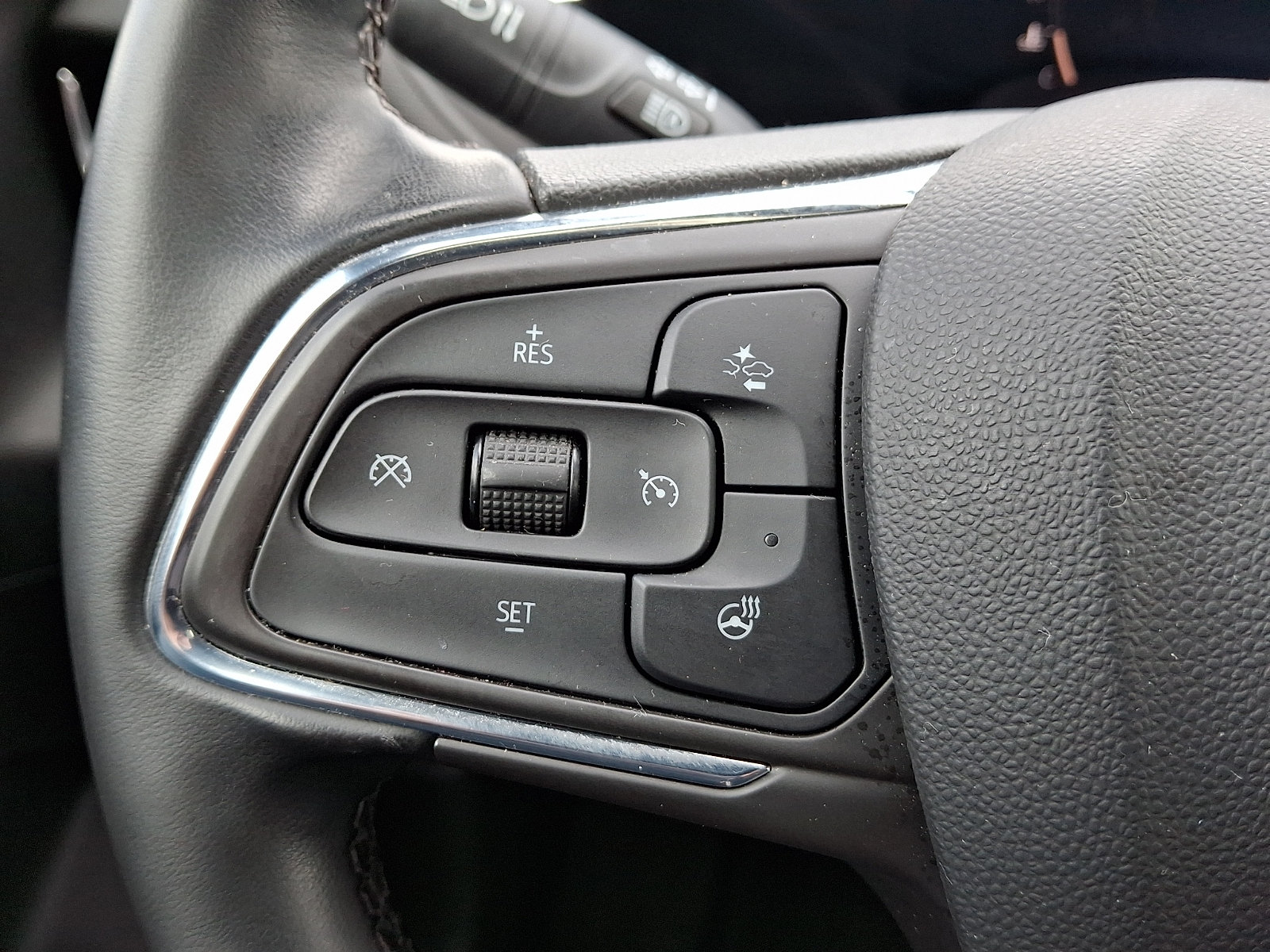 Used 2026 Buick Envista Sport Touring w/ Convenience I Package FWD image 22