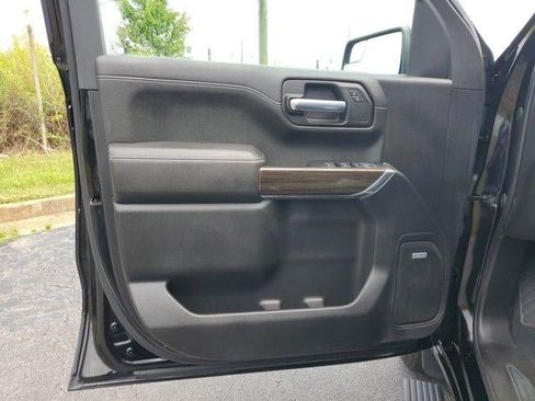 Used 2021 Chevrolet Silverado 1500 RST w/ Convenience Package II AWD/4WD image 16
