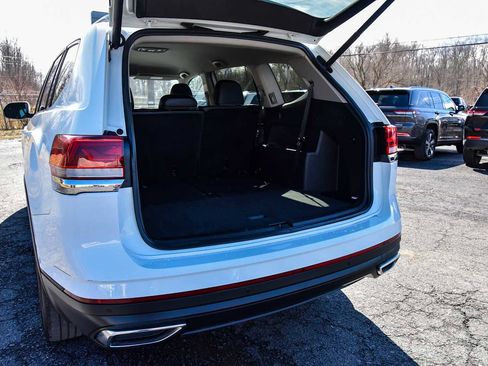 Used 2021 Volkswagen Atlas SE image 13