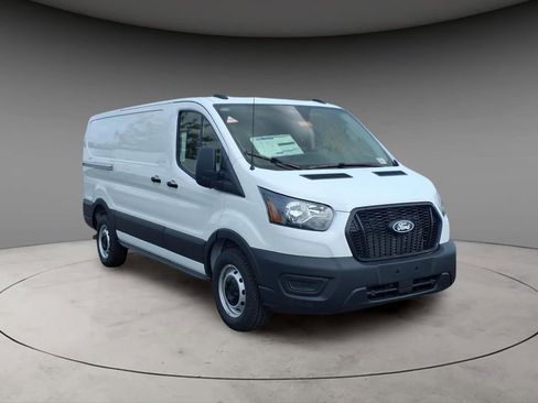 New 2026 Ford Transit 150 Low Roof RWD image 7