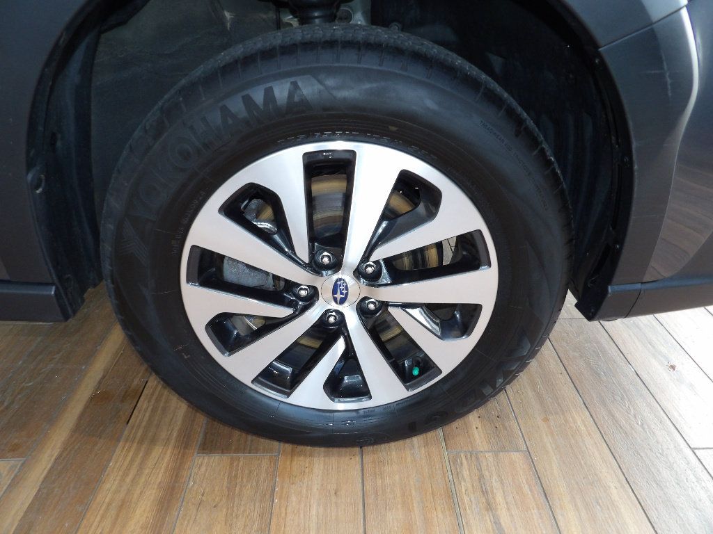 Used 2025 Subaru Outback Premium AWD/4WD image 4