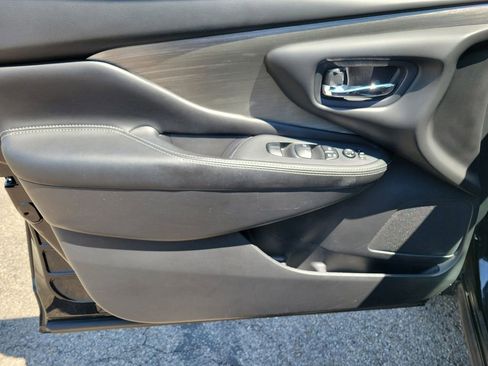 Used 2017 Nissan Murano S w/ Navigation Package AWD/4WD image 24