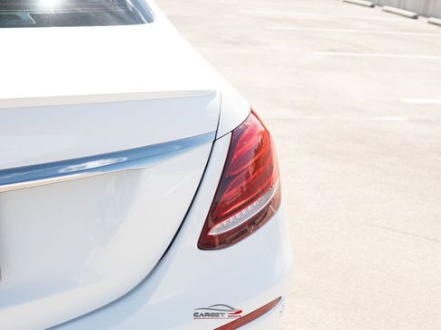 Used 2017 Mercedes-Benz E 300 image 45