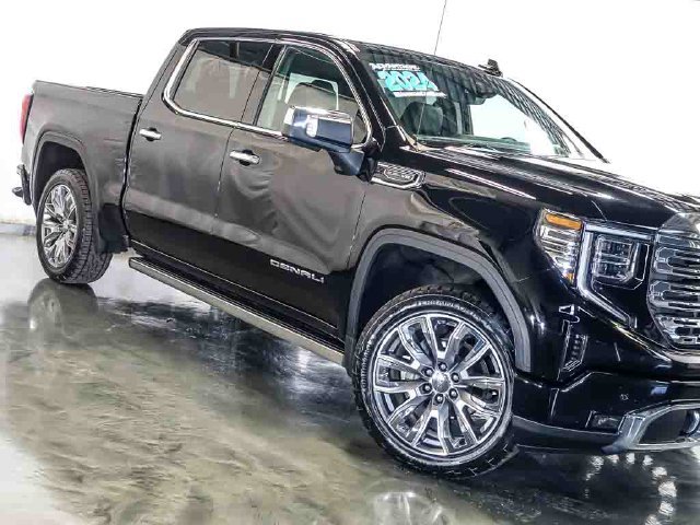 Certified 2024 GMC Sierra 1500 Denali w/ Denali Reserve Package AWD/4WD image 5