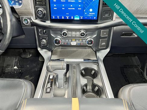 Used 2022 Ford F150 Platinum w/ FX4 Off-Road Package AWD/4WD image 17