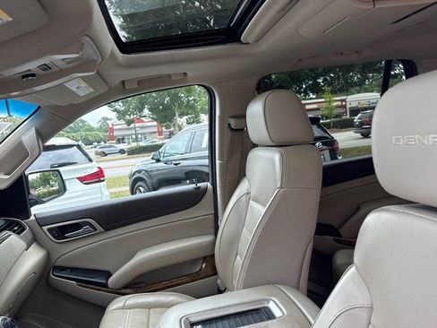 Used 2016 GMC Yukon Denali w/ Open Road Package AWD/4WD image 11