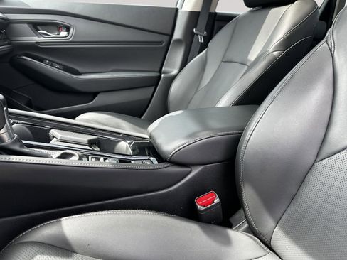 Used 2023 Honda Accord Touring image 19