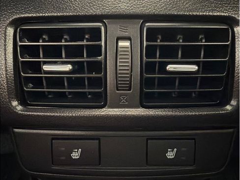 Used 2017 Subaru Outback 3.6R Limited image 26