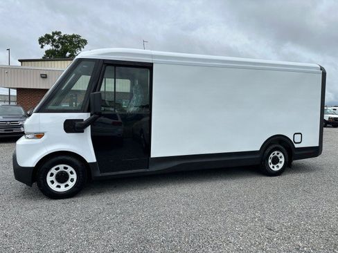 Used 2024 Chevrolet Brightdrop 600 w/ Commercial Equipment Package AWD/4WD image 14
