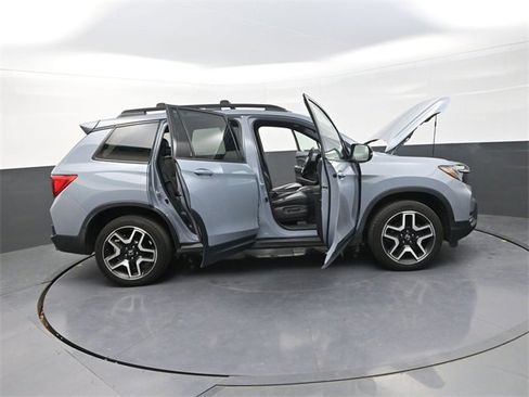 Used 2023 Honda Passport Elite image 42