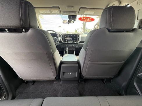 Certified 2025 Nissan Frontier SV image 13