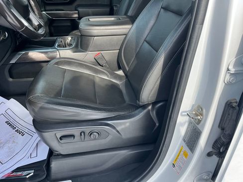 Used 2020 Chevrolet Silverado 2500 LTZ w/ LTZ Premium Package image 19