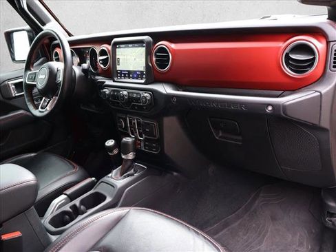 Used 2022 Jeep Wrangler Unlimited Rubicon w/ Steel Bumper Group image 24