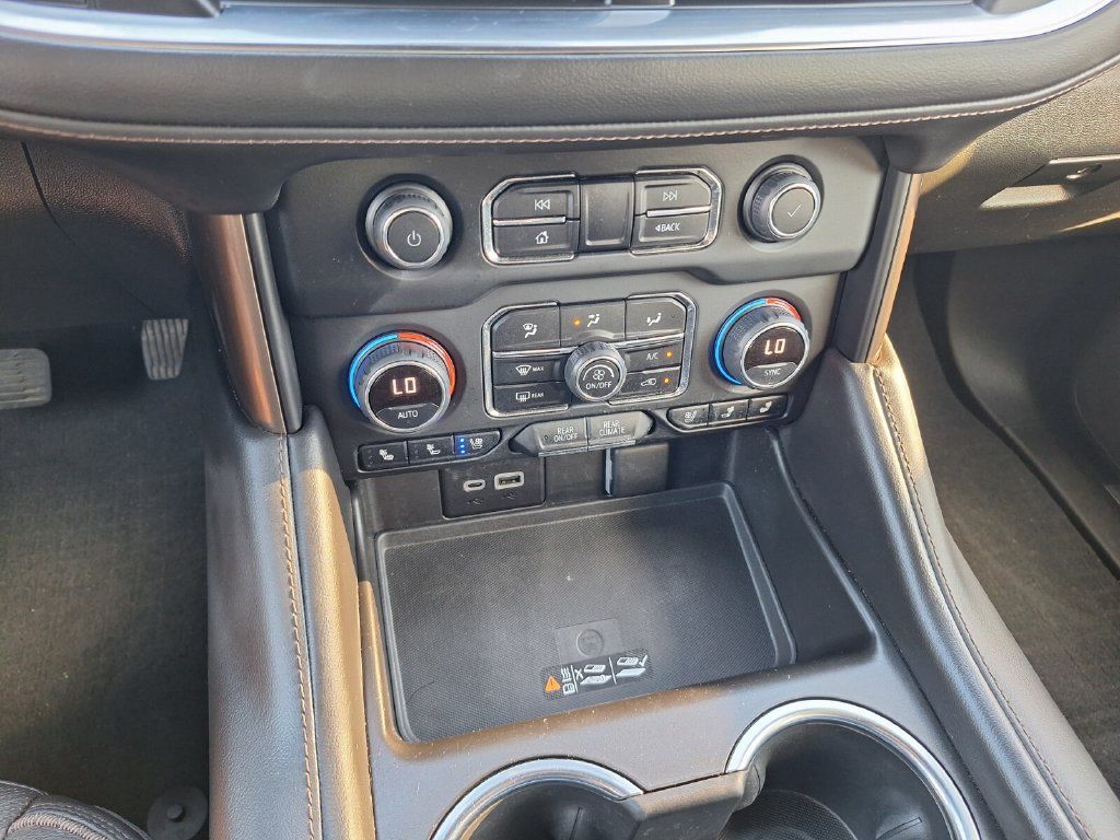 Used 2023 Chevrolet Tahoe High Country RWD image 18
