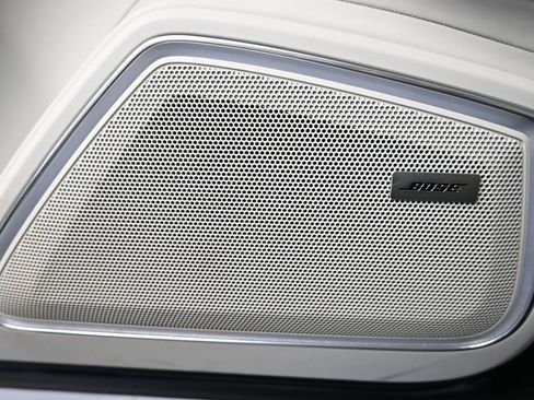 Used 2023 Porsche Panamera 4 Platinum Edition image 17