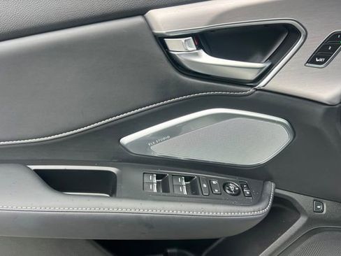 Certified 2025 Acura RDX w/ Technology Package image 11