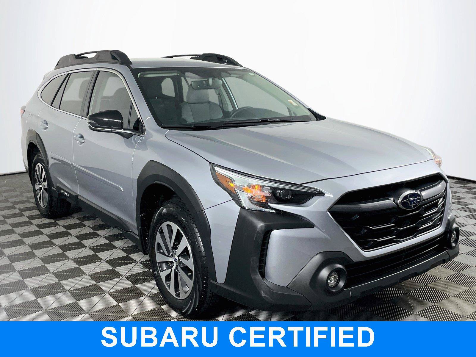 Used 2025 Subaru Outback Premium w/ Popular Package #1A AWD/4WD image 1