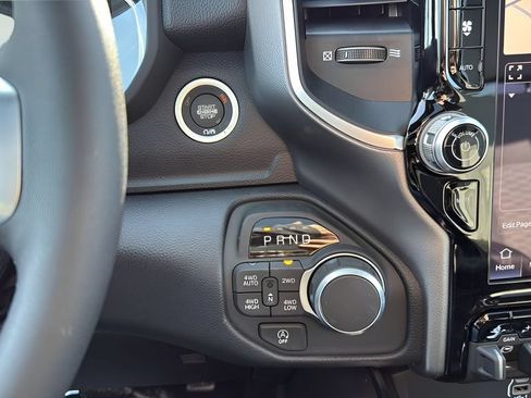 New 2026 RAM 1500 Big Horn AWD/4WD image 12