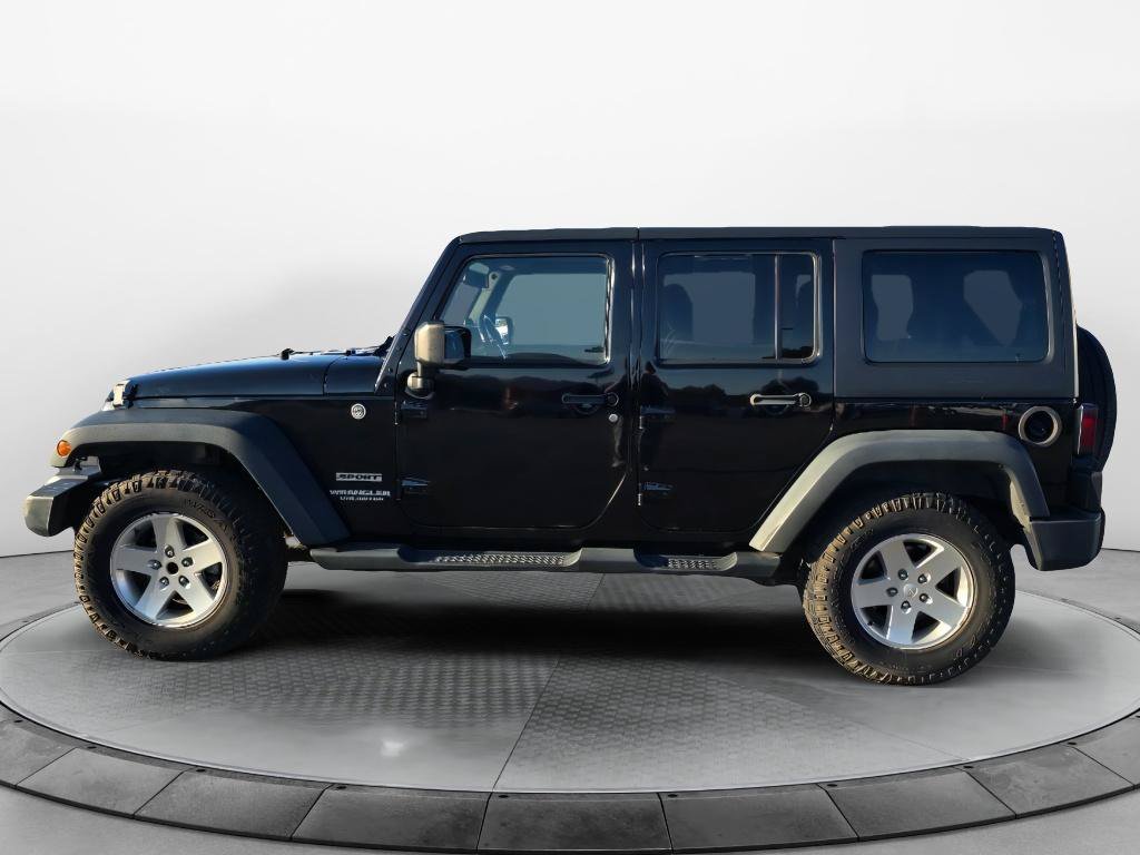 Used 2013 Jeep Wrangler Unlimited Sport AWD/4WD image 2