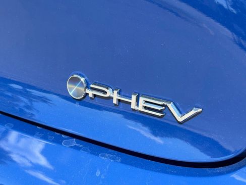 New 2026 Toyota Prius Plug-In Hybrid image 10