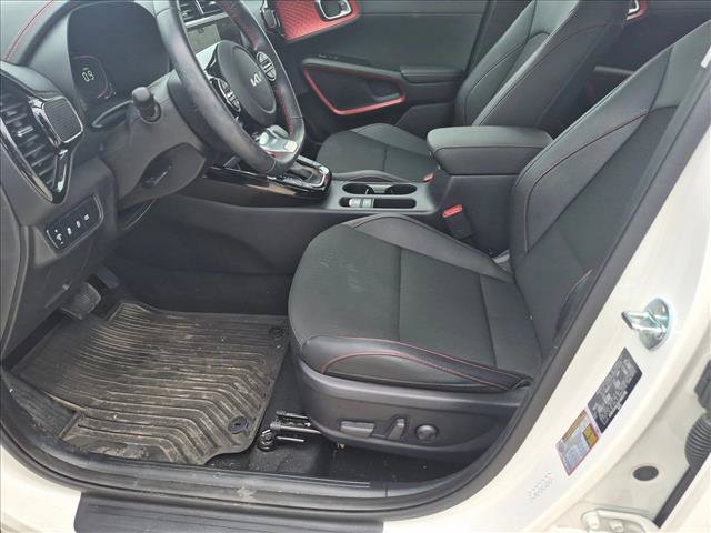 Used 2023 Kia Soul GT-Line w/ GT-Line Technology Package FWD image 15