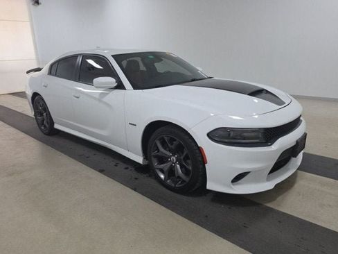 Used 2019 Dodge Charger R/T RWD image 4