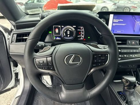 Certified 2024 Lexus ES 300h w/ Premium Package FWD image 14
