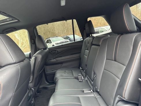 Certified 2023 Honda Passport TrailSport image 33
