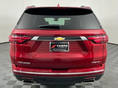 Used 2023 Chevrolet Traverse Premier w/ LPO, Floor Liner Package FWD image 6