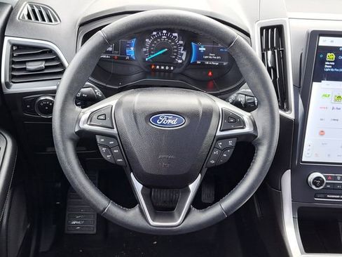 Certified 2024 Ford Edge SEL w/ Convenience Package image 28