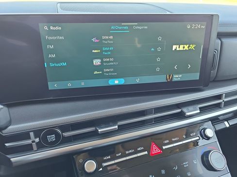 Used 2024 Hyundai Santa Fe SEL image 23