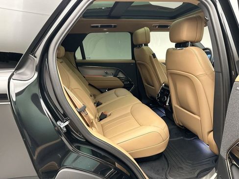 Certified 2024 Land Rover Range Rover Sport SE image 12