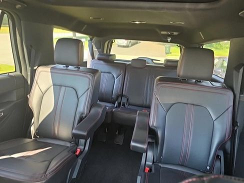 Used 2023 Ford Expedition Max Limited AWD/4WD image 8