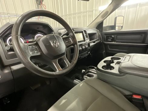 Used 2017 RAM 2500 Tradesman w/ Popular Equipment Group image 9