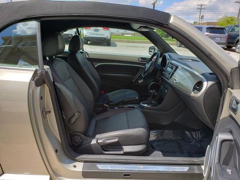 Used 2013 Volkswagen Beetle 2.5 FWD image 15
