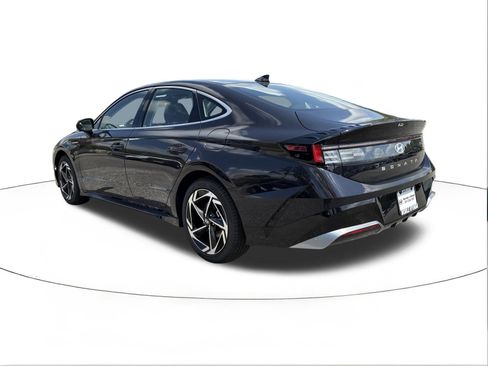 New 2026 Hyundai Sonata SEL image 5