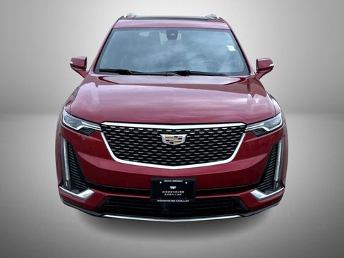 Used 2020 Cadillac XT6 Premium Luxury image 2