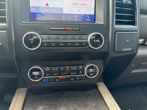 Used 2021 Ford Expedition Max Limited AWD/4WD image 8
