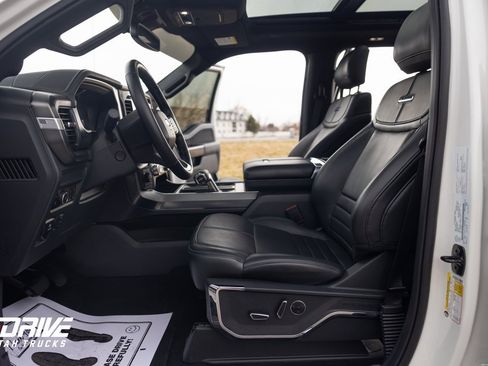 Used 2025 Ford F150 Platinum image 30