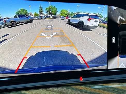 Used 2021 Cadillac Escalade Premium Luxury Platinum image 27