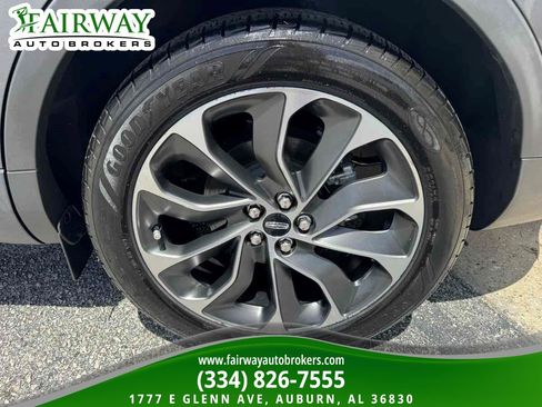 Used 2022 Lincoln Nautilus Reserve w/ Equipment Group 201A FWD image 34
