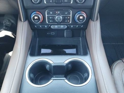 Used 2022 Chevrolet Tahoe High Country image 35