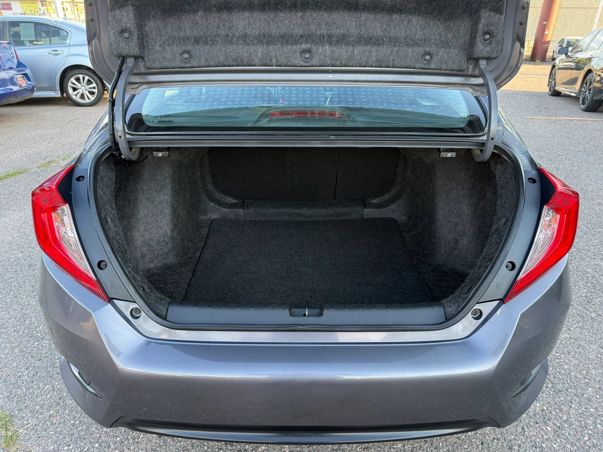 Used 2018 Honda Civic EX image 25