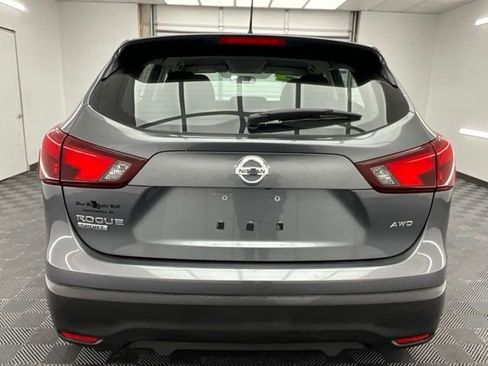 Used 2018 Nissan Rogue Sport S w/ S Appearance Package image 16
