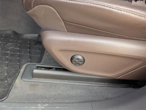 Used 2020 Mercedes-Benz GLS 450 4MATIC image 13