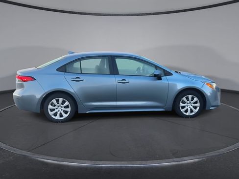 Used 2022 Toyota Corolla LE FWD image 9