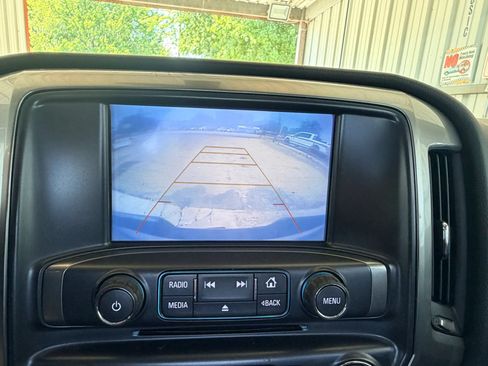 Used 2018 Chevrolet Silverado 1500 LT w/ Texas Edition RWD image 17